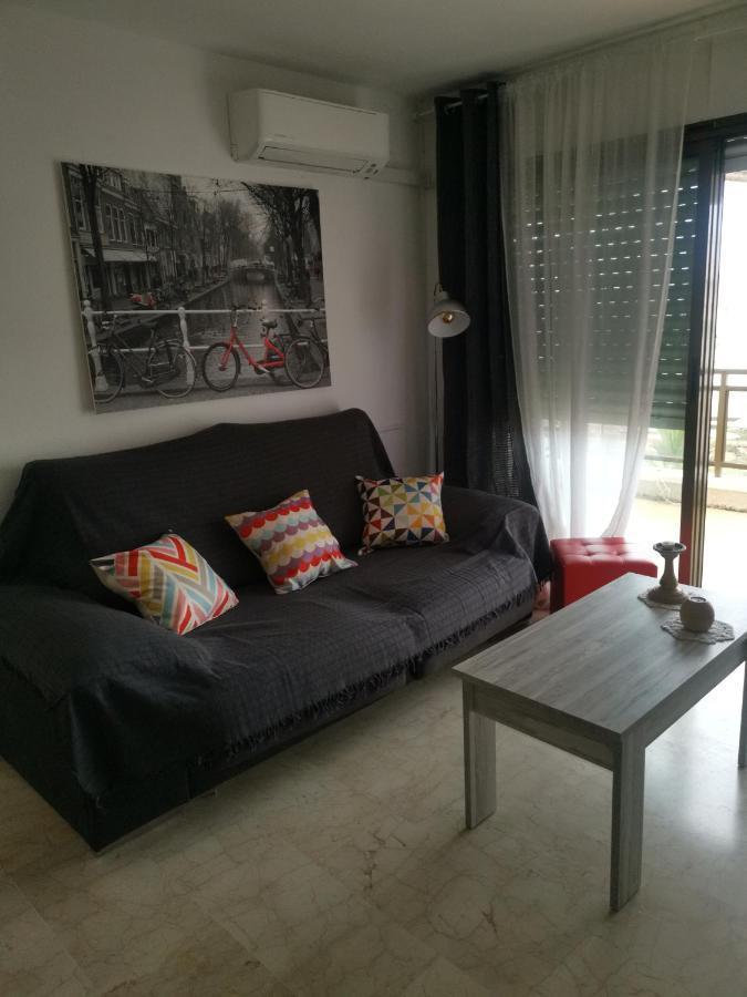 Pina Beach Holidays La Pineda Exteriör bild