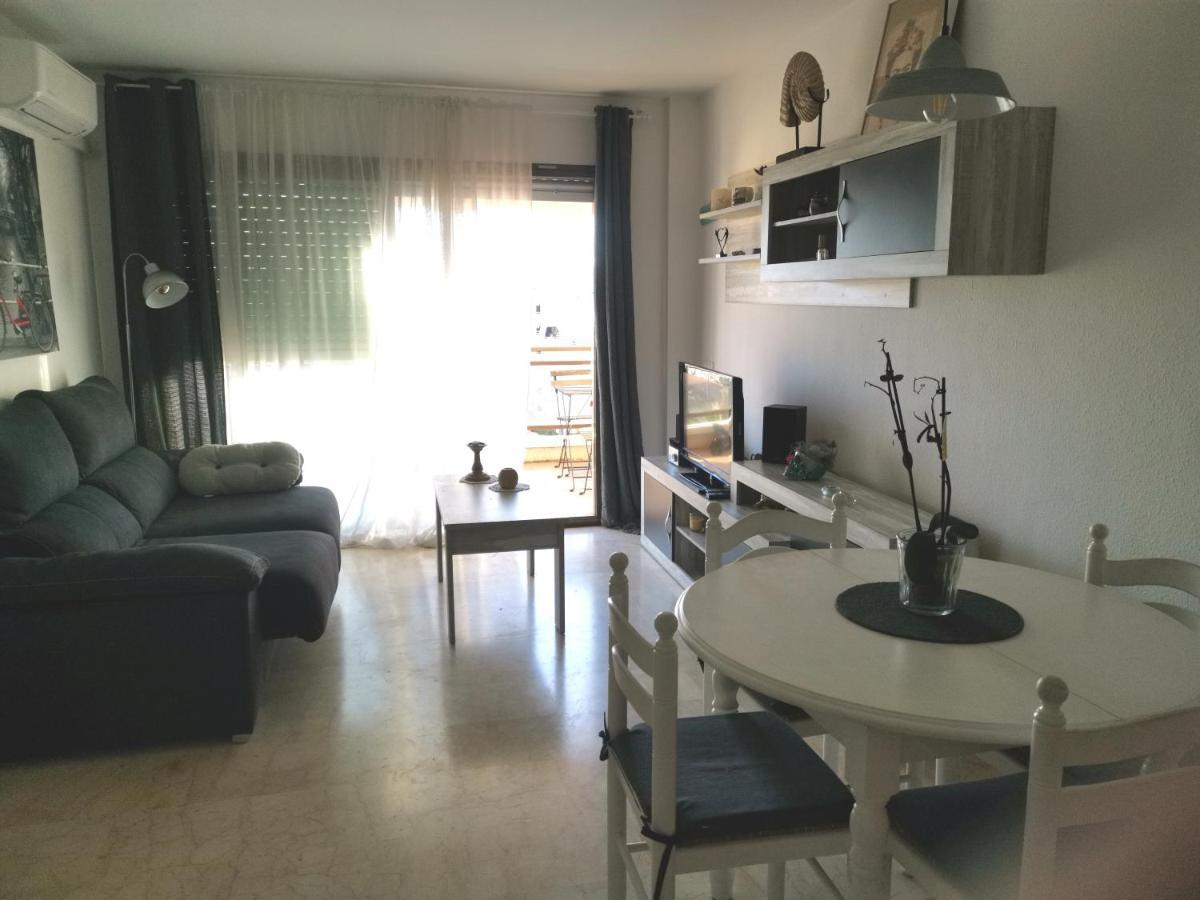 Pina Beach Holidays La Pineda Exteriör bild